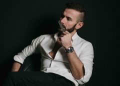 SIMONE ANDREOLI: PALM OASES, UN’EVASIONE TROPICALE